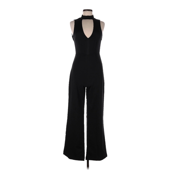 TOBI Jumpsuit - Picture 1 of 7
